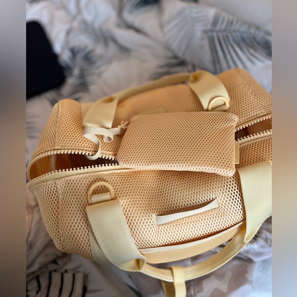 DAGNE DOVER LARGE AIR MESH LANDON CARRYALL - Picture 7 of 8